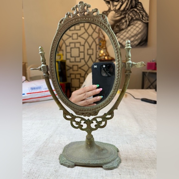 Vintage Dresser Mirror Oval Swivel Weathered Green Distressed - Picture 3 of 8